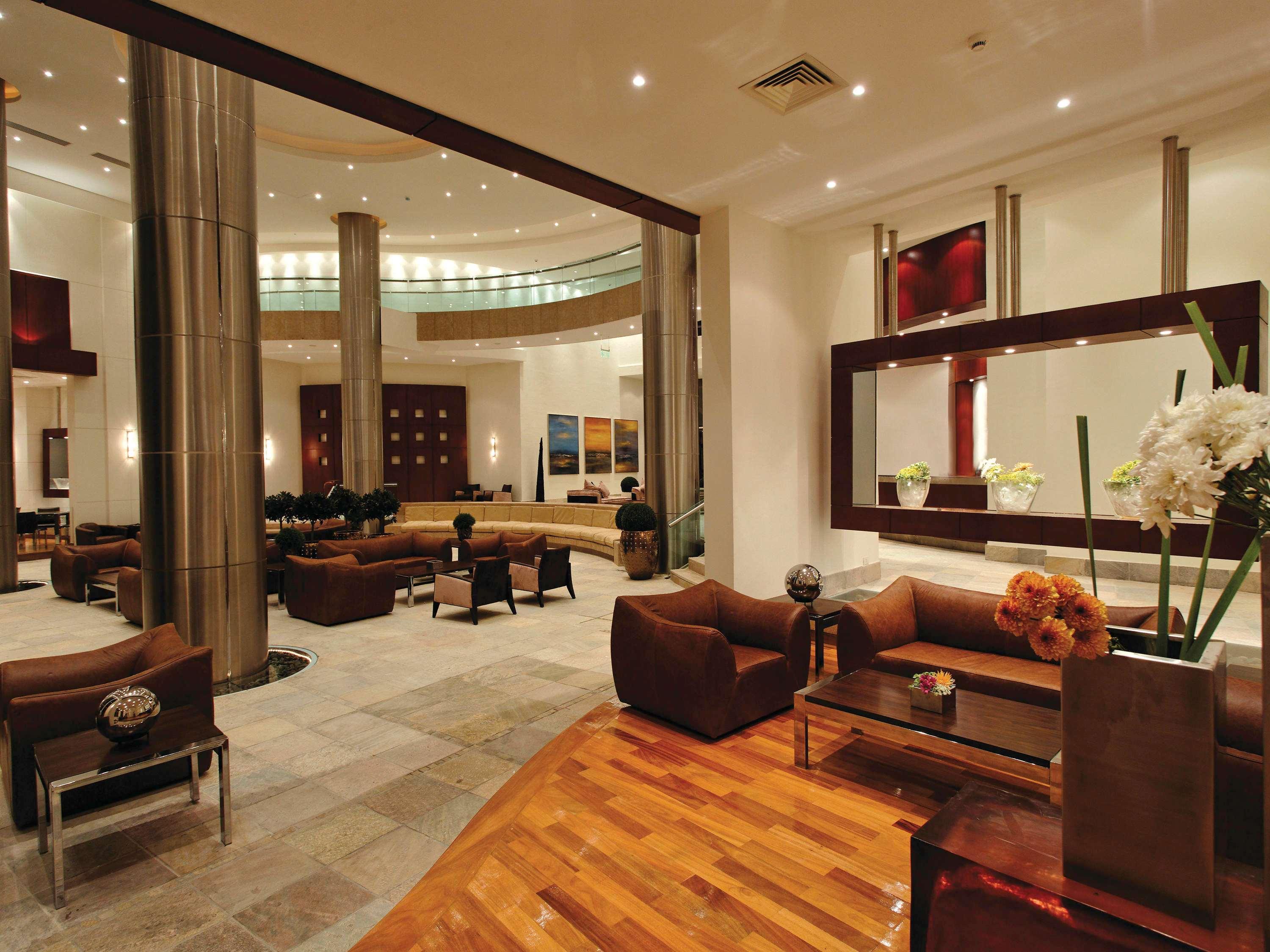Moevenpick Resort El Sokhna Ajn Suchna Zewnętrze zdjęcie The lobby of the hotel